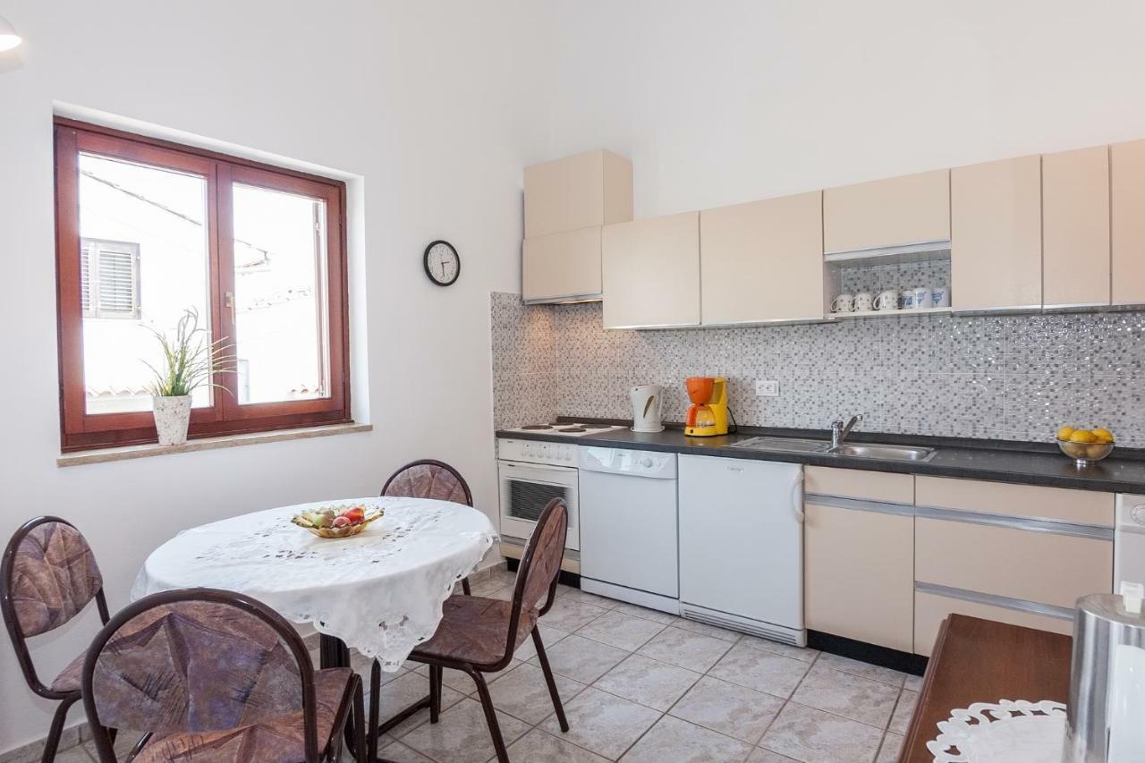 Ferienwohnungen Velijoze Poreč Kültér fotó